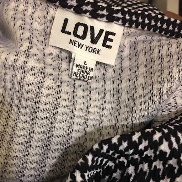 NWOT Zip-up peplum top - Picture 5 of 6